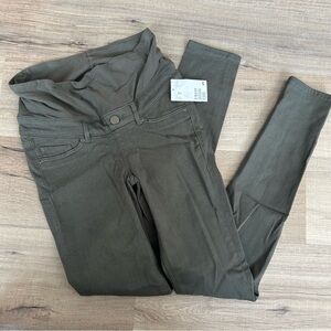 NWT H&M Maternity Olive Green Jeggings